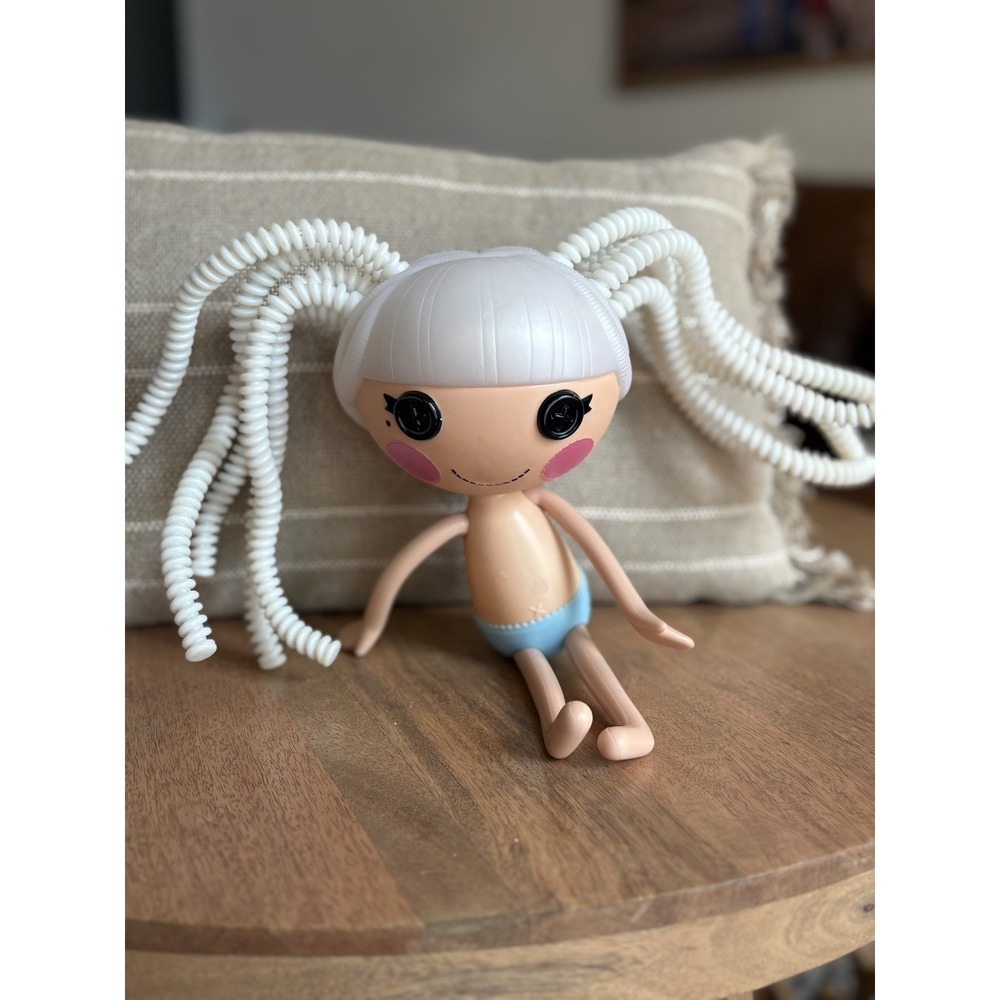 2010 Lalaloopsy Girl Doll 13" Full Size White Silly Hair Suzette La Sweet